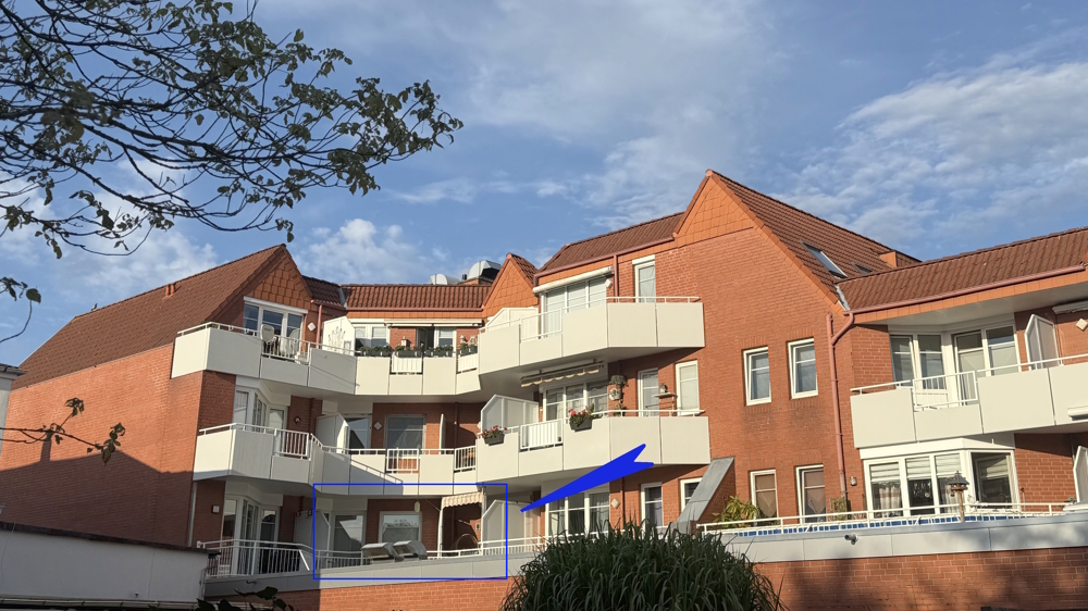 Charmante, modernisierte 2-Zimmer-Wohnung im I. Obergeschoss mit Balkon und Tiefgaragenstellplatz