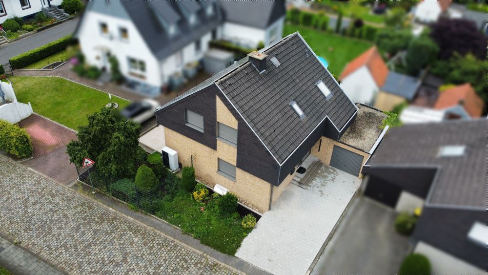 Renoviertes Einfamilienhaus 
mit Garten und Garage
in Rheine-Dorenkamp zu mieten! (3)