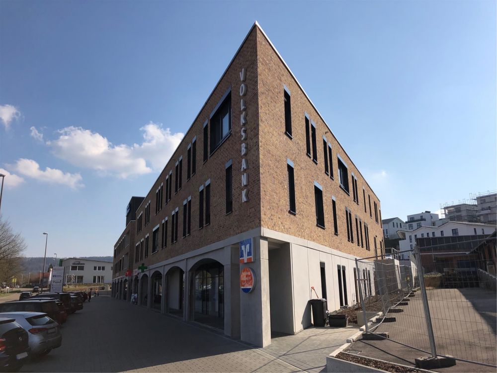 Moderne Räumlichkeiten in sehr guter Lage