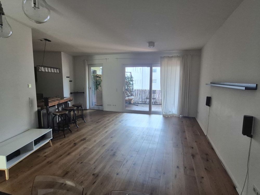 Stilvoll leben im Frankfurter Ostend – moderne 3-Zimmerwohnung mit Balkon, Fahrstuhl und Tiefgarage