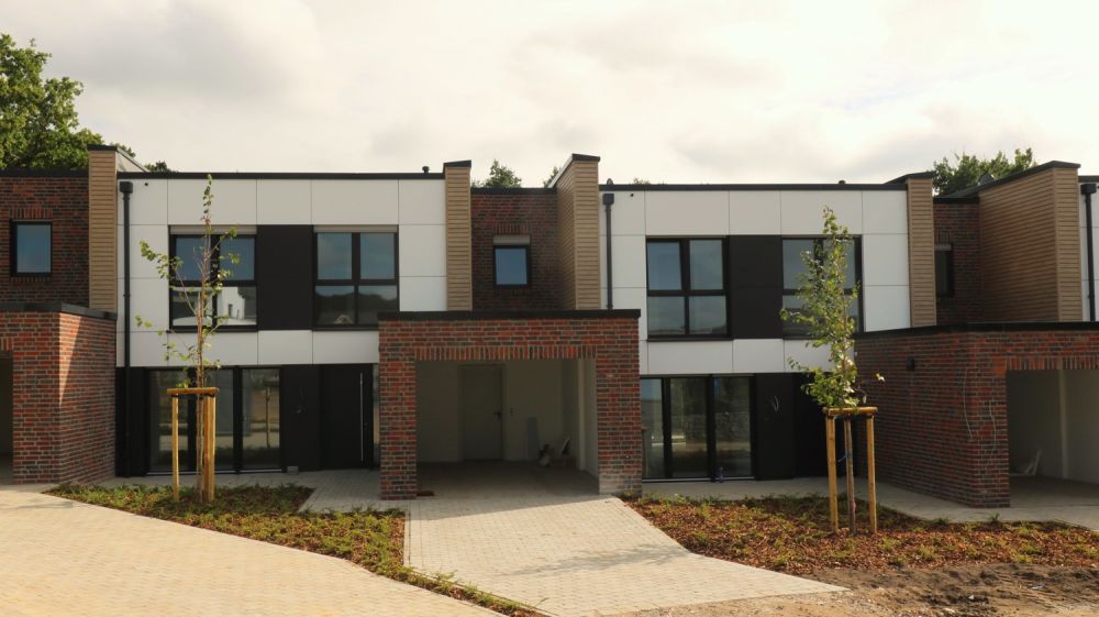 Hier erwartet Sie hohe Lebensqualität: Stilvolle Neubau Reihenhäuser im KfW 40 QNG-Standard