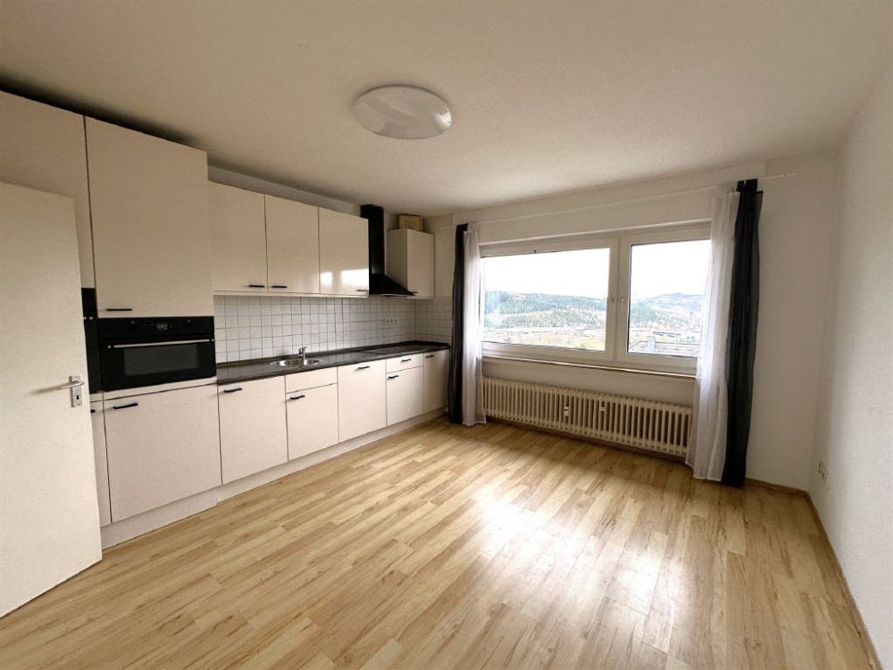 / Mehr als nur 3 Zimmer: Kreativer Wohnraum mit Dachausbau in Sundern!