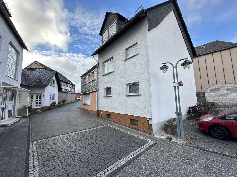 Zwei Objekte im Zentrum von Kirchberg! (3)