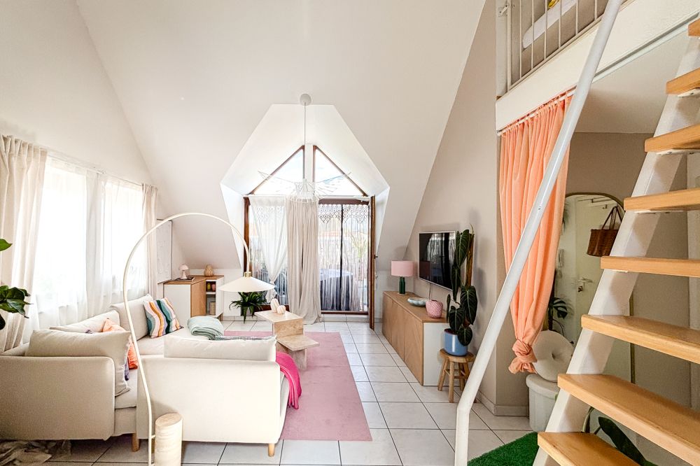 Frei ab 01.12.2025: Lichtdurchflutete 1-Zimmer-DG-Wohnung mit Balkon und TG-Stellpl. in Nieder-Roden