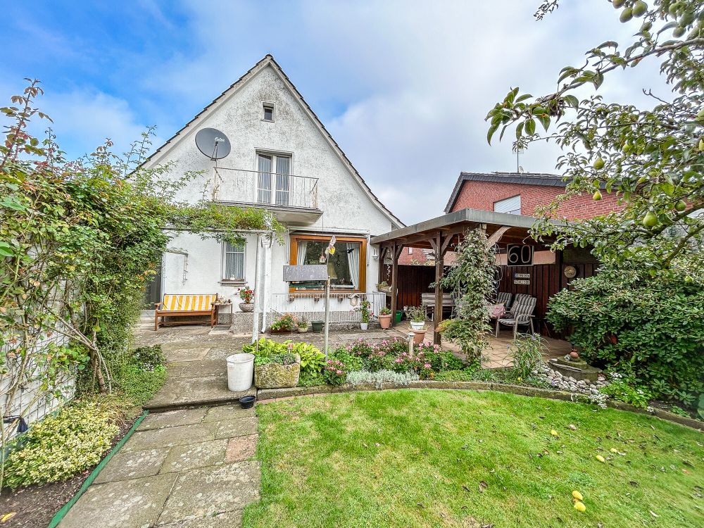 Füllen Sie dieses Haus mit Leben!
*Handwerkerhaus in schöner Lage von Emsdetten* (3)