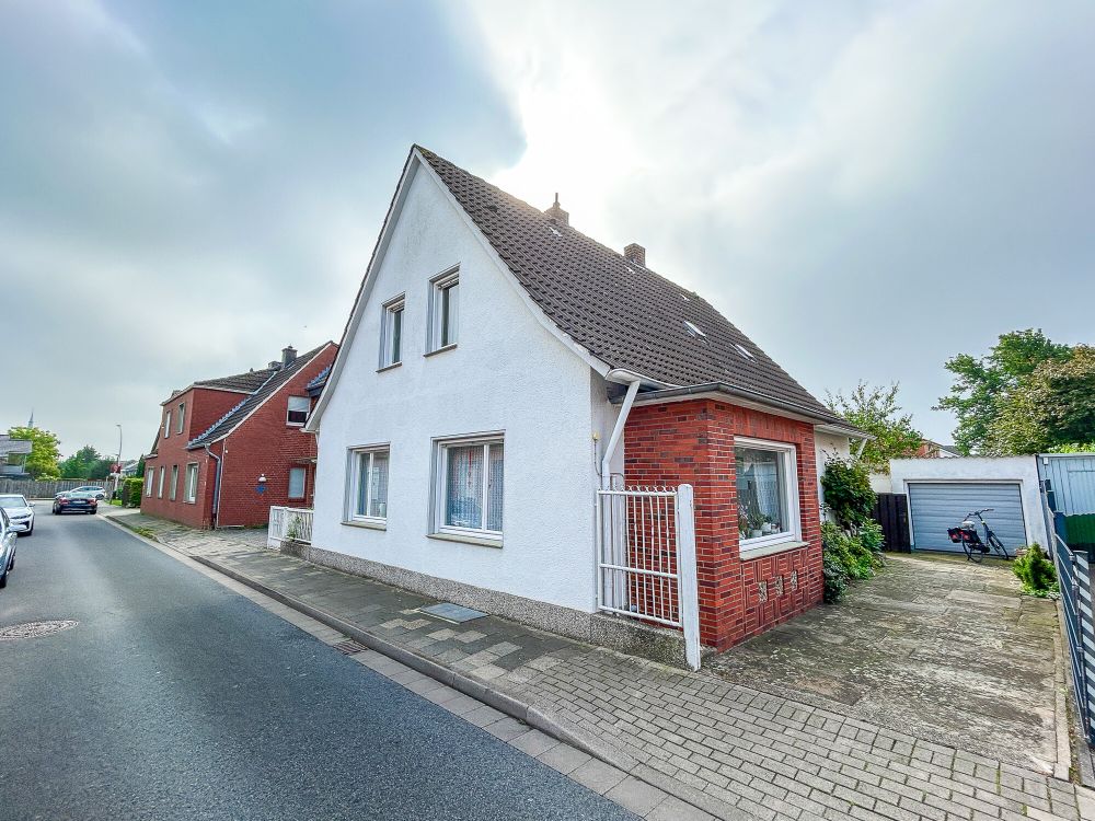 Füllen Sie dieses Haus mit Leben!
*Handwerkerhaus in schöner Lage von Emsdetten* (3)