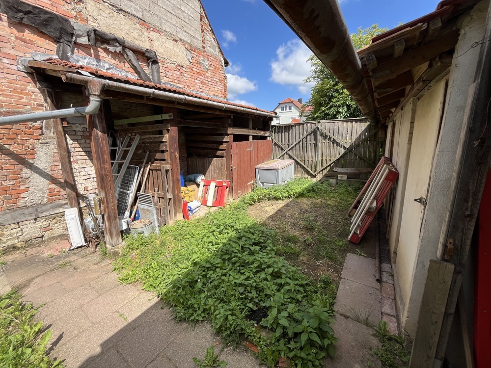 "Kleines Häuschen sucht großen Traum" - 97490 Poppenhausen-Maibach