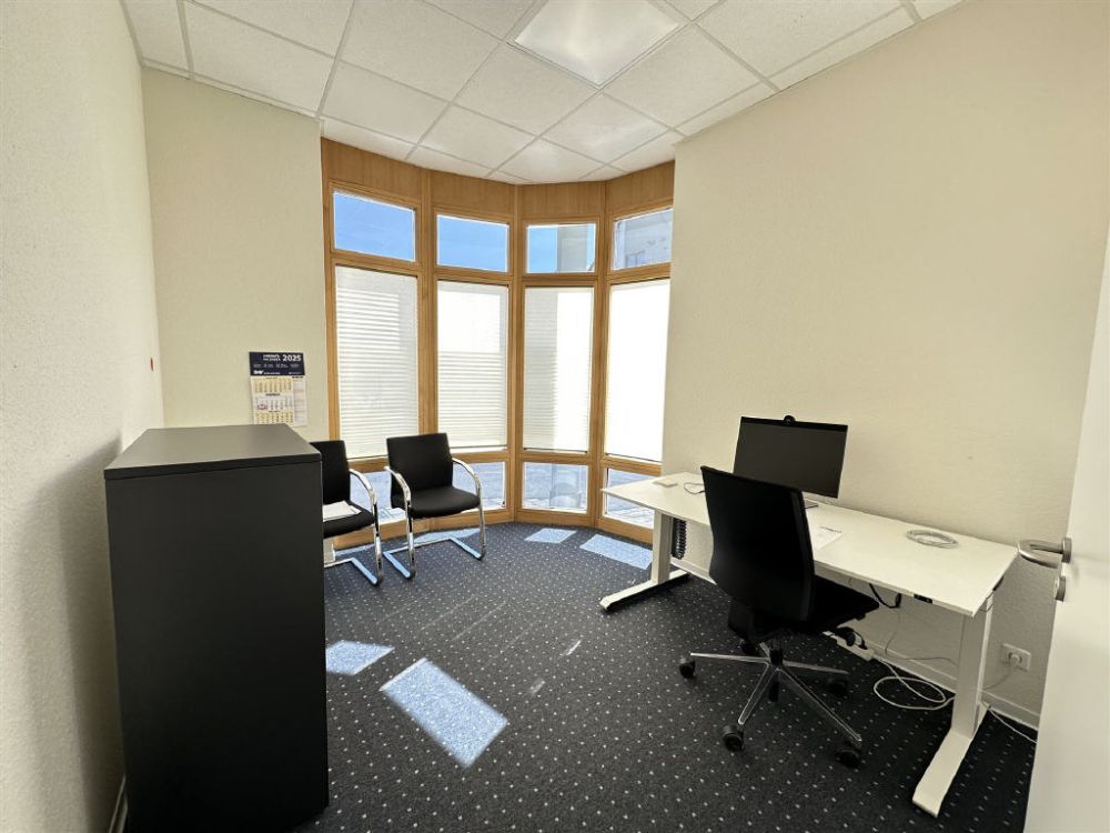 Attraktive Büro- / Praxisflächen in zentraler Lage!