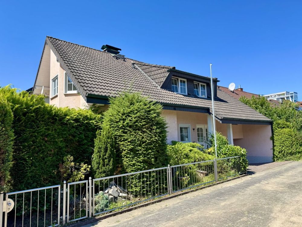 Einfamilienhaus in ruhiger und idyllischer Lage
- Ein Zuhause mit Herz in bester Lage von Rodgau -