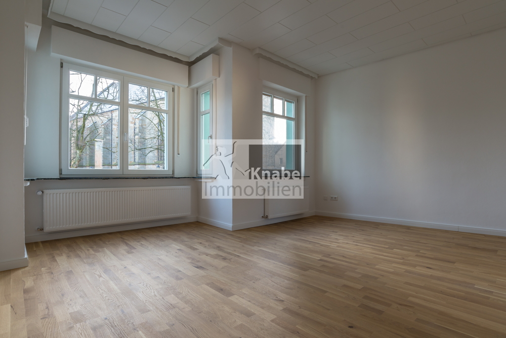 Altbau-Charme trifft modernes Wohnen!
Maisonettewohnung im Herzen von Wellingholzhausen!