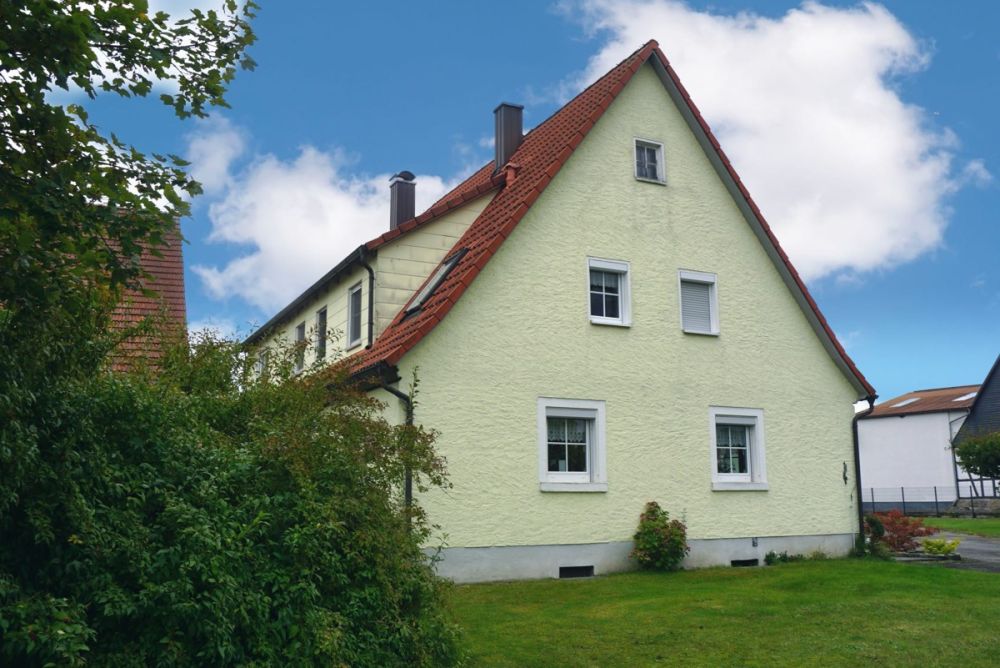 Wohnen im ländlichen Umfeld mit viel Platz für die ganze Familie und deren Hobbies!