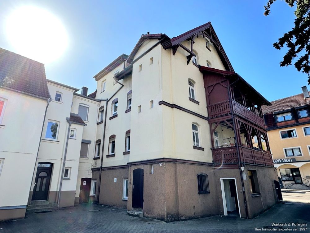 gemütliche 
4,5-Zimmer-Dachwohnung
zwischen Stadtpark & Marktplatz