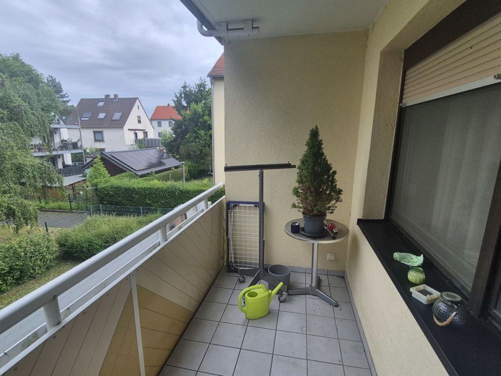 Top modernisierte 3-Zimmer-Wohnung mit Loggia