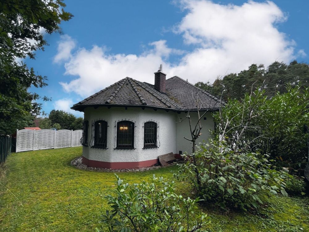 Hier werden Träume wahr - Großzügiges Traumhaus direkt am Rothsee!