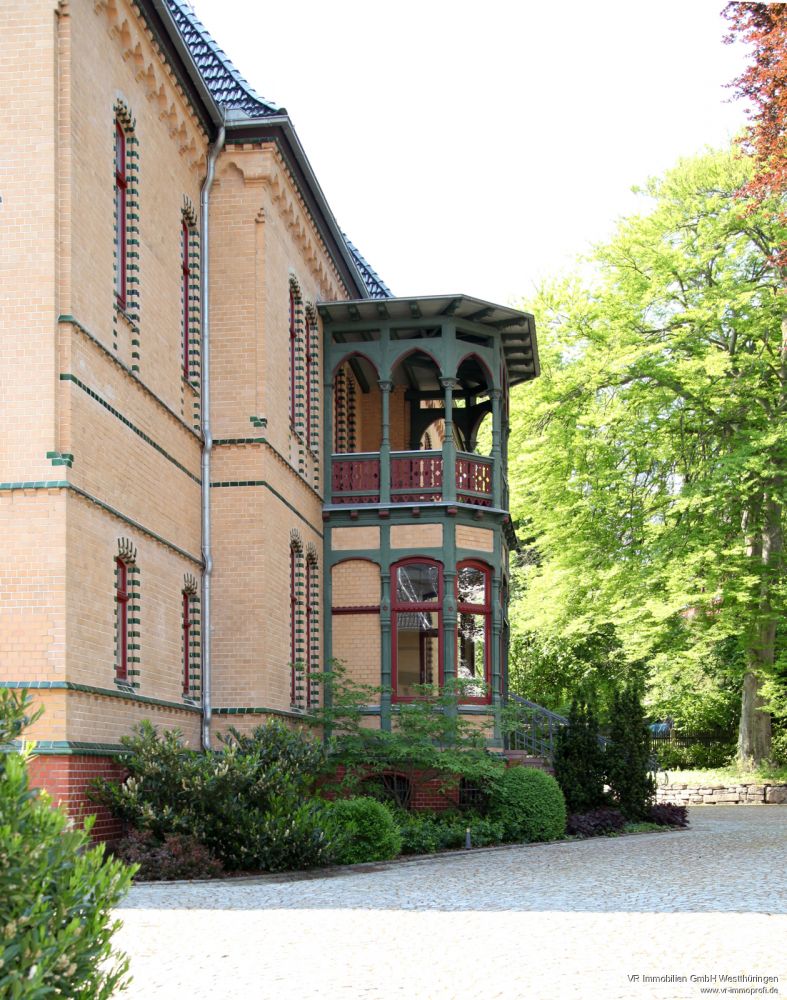 Repräsentative Praxisräume mit neuem Fahrstuhl !!!