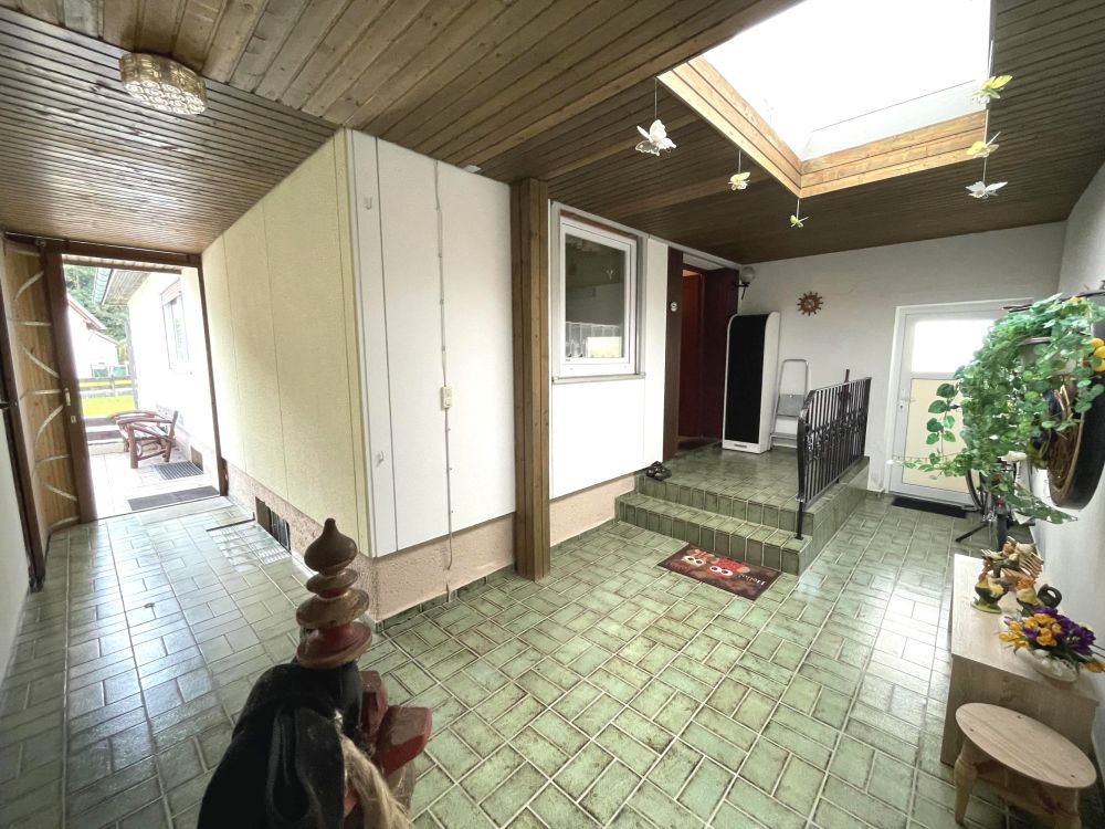 BUNGALOW-FERTIGHAUS AUF ÜBER 1.000 m²