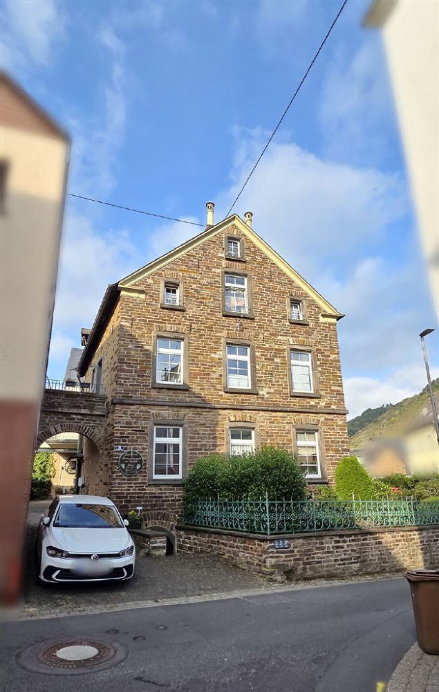 Erleben Sie das Moseltal! Ihr neues Zuhause mit Charme und Gemütlichkeit