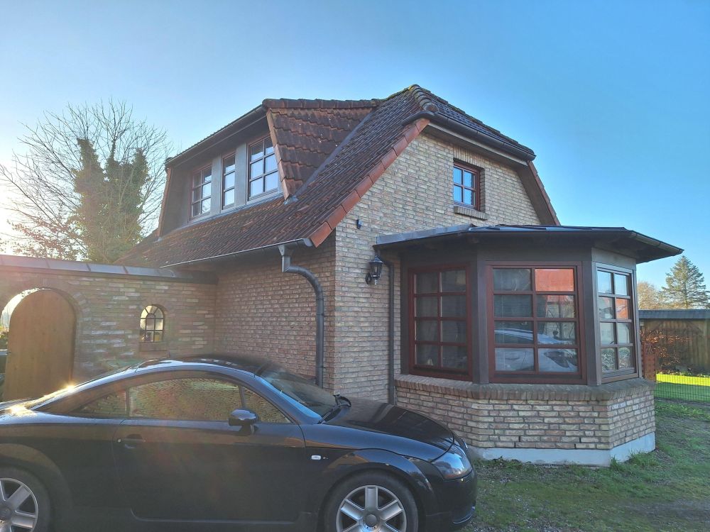 Drei in Einem - Zwei schöne Einfamilienhäuser nebst Einliegerwohnung in Kappeln/Kopperby