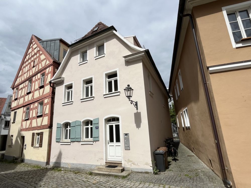 Kapitalanleger aufgepasst: Mehrfamilienhaus im Herzen von Ansbach!