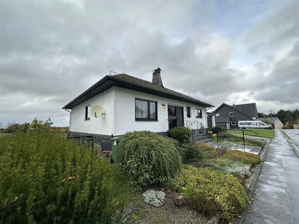 Tolles Einfamilienhaus mit schönem Grundstück!