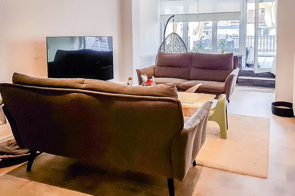 Für Selbstnutzer oder Kapitalanleger: größzügige Maisonette-Wohnung in zentraler Lage von Höchst!