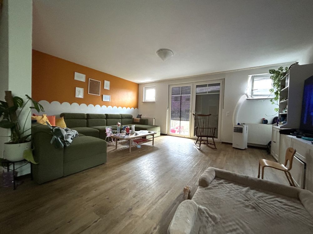 Doppelhaushälfte mit langfristigem Mietvertrag!