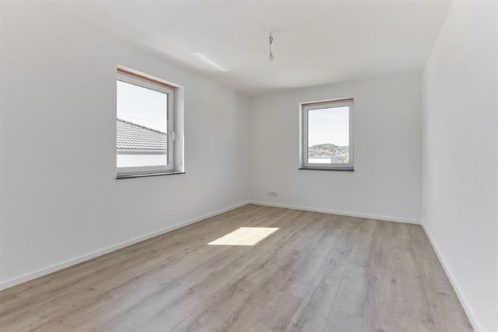 / Exklusive Doppelhaushälfte-
nur noch die rechte Seite verfügbar!