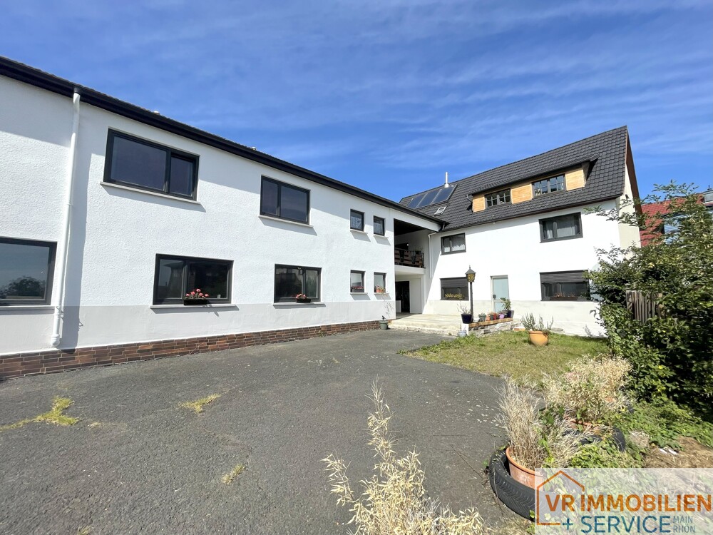 Urlaub für Gäste und ein Zuhause für Sie! - Wohnhaus mit Pension in idyllischer Lage von 97647 Hausen!