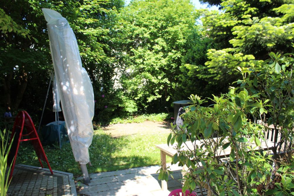 Hofheim-Toplage
Wunderbare Doppelhaushälfte mit Einliegerwohnung