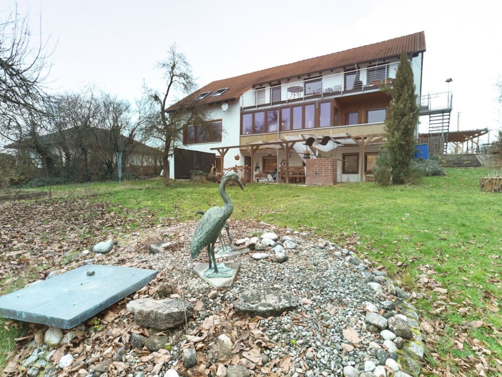 Genügend Platz für die ganze Familie - großzügige  Haus-im-Haus -Eigentumswohnung bei Bad Windsheim (4)