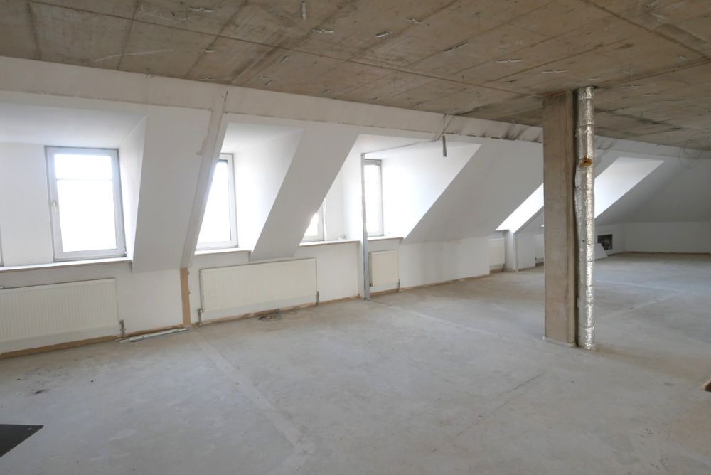 Büroflächen im Herzen Roths 
nähe Schloss