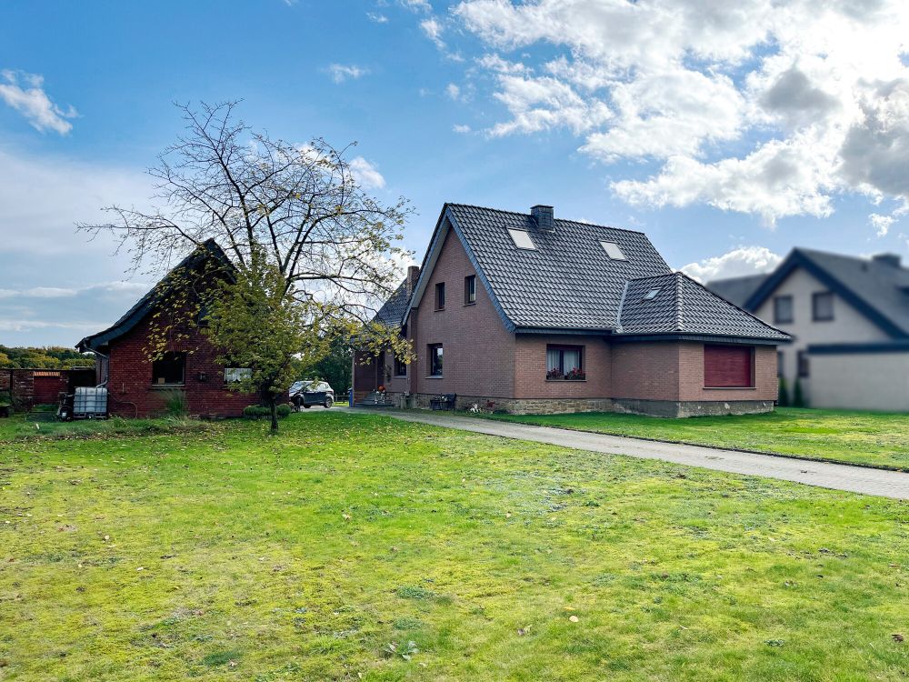 Naturverbunden Wohnen in Mettingen!
Einfamilienhaus mit vielseitigen Möglichkeiten