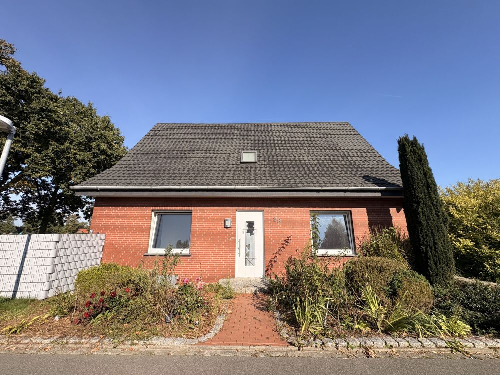 Viel Platz für Ihre Träume!  - Charmantes Einfamilienhaus am Ortsrand von Recke (4)