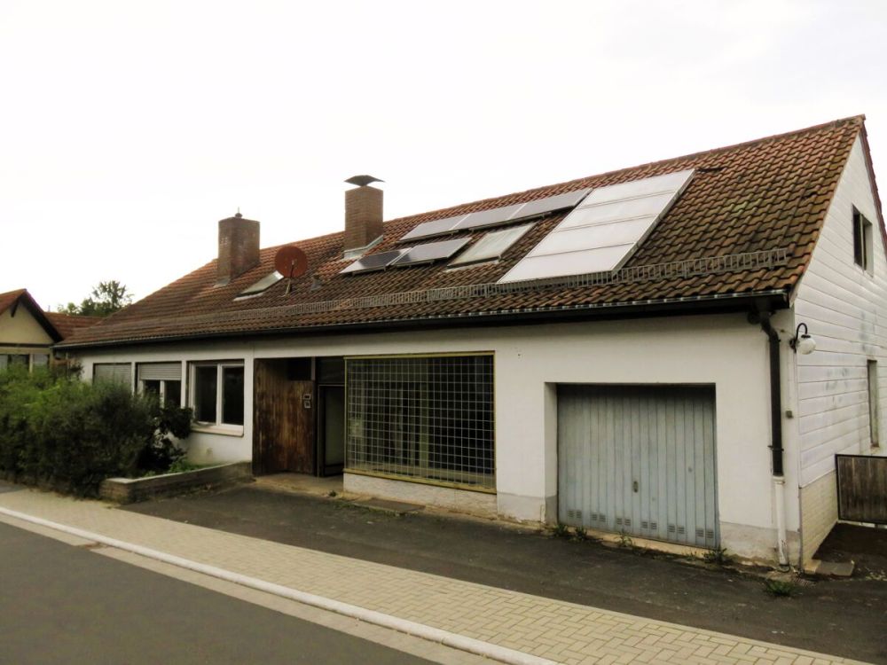 Straßenansicht