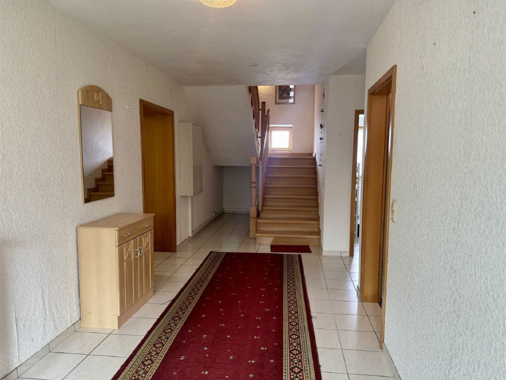 Sehr schön modernisiertes Wohnhaus in ruhiger Lage