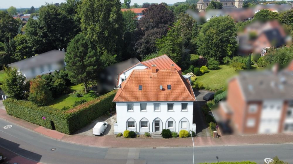 Historisches Mehrfamilienhaus
mit 4 Wohnungen & Potenzialgrundstück
in guter Lage von Neuenkirchen (4)