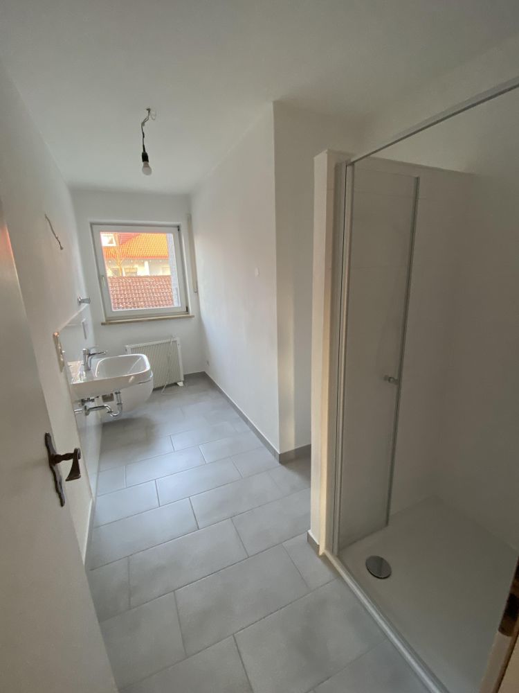 Neuwertiges Badezimmer