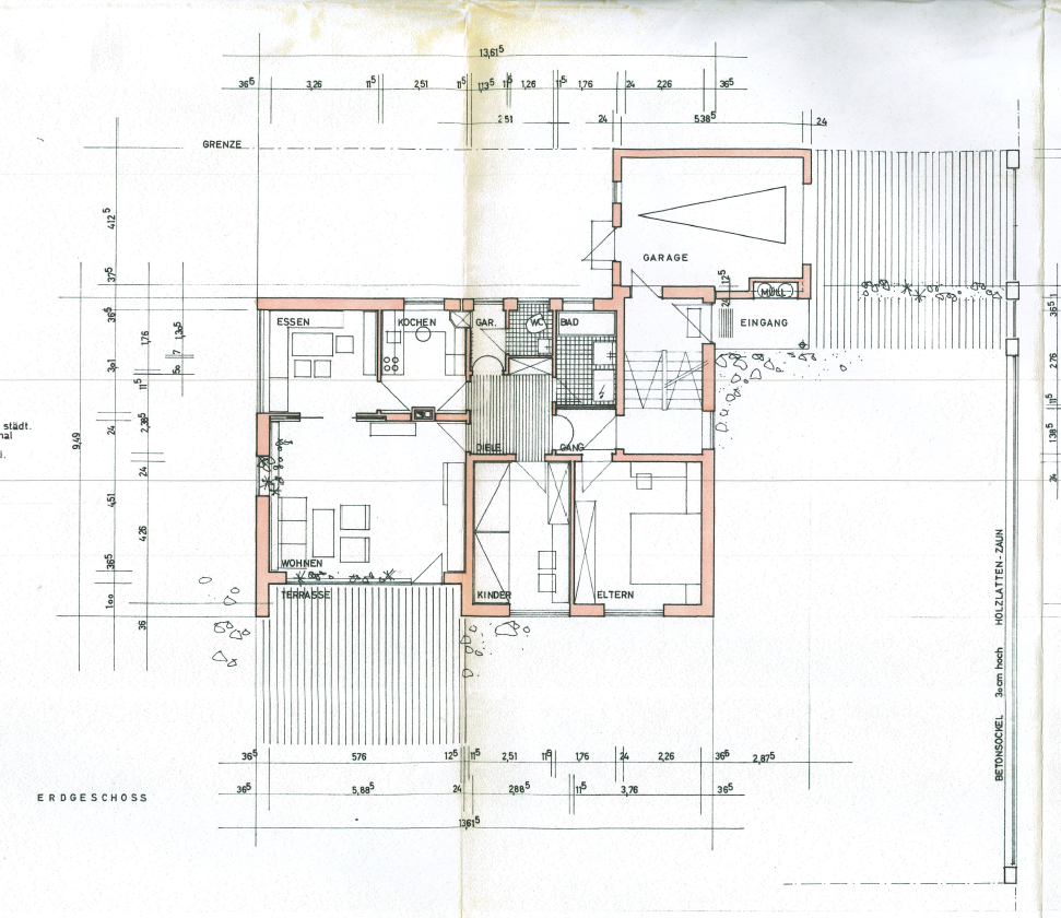 Zweifamilienhaus in ruhiger Wohnsiedlung in Erbendorf zu Verkaufen!