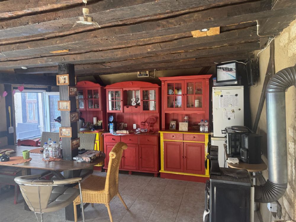 Kleines Zuhause mit Scheune