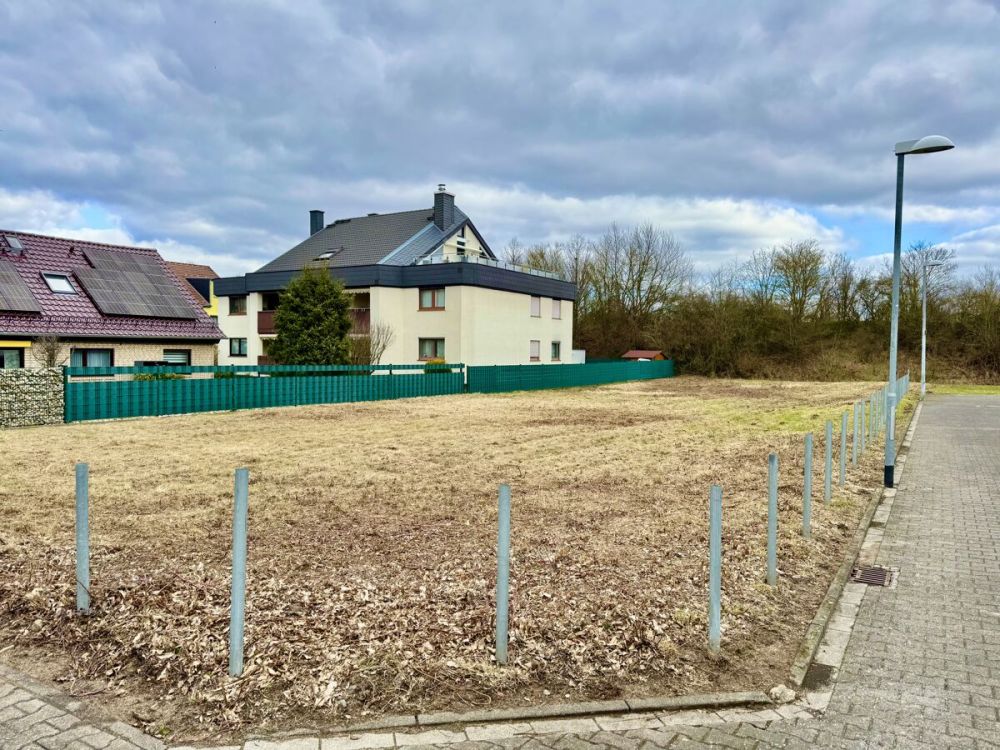Attraktives Baugrundstück in Rodgau
- 521 m² - (4)