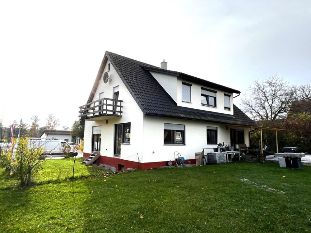 Ideale Voraussetzungen für die junge Familie – gemütliches Wohnen mit ländlichem Umfeld!