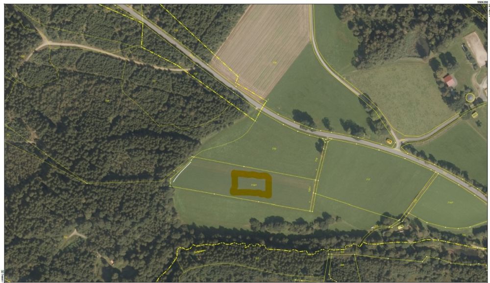Landwirtschaftliche Fläche 
im Bereich Pleystein zu verkaufen!