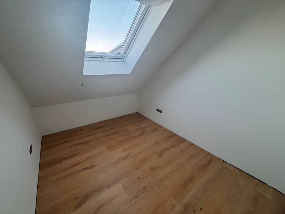 großzügige 3-Zimmer-Wohnung 
mit Küche und Stellplatz
in Rheine-Eschendorf zur Miete! (4)