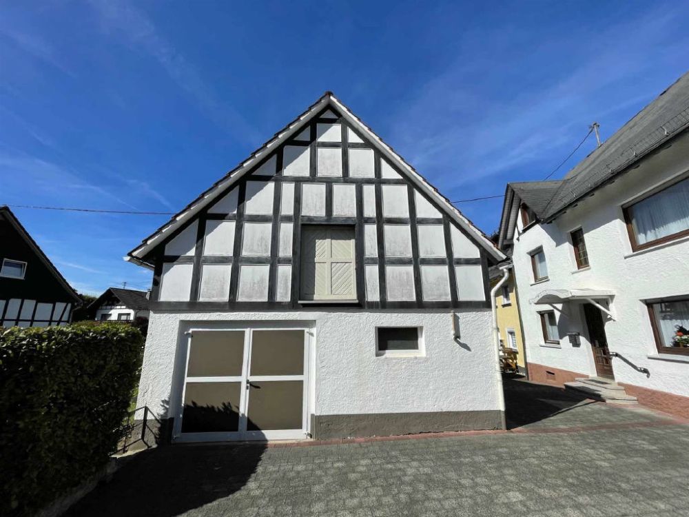 / Zuhause fühlen in Oberhundem!