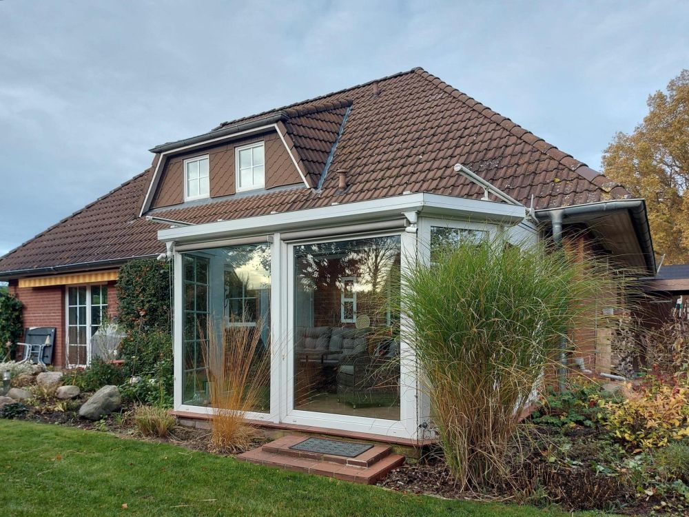 Sehr schönes Einfamilienhaus in der Nähe zum Nord-Ostsee-Kanal mit Wintergarten und Carport