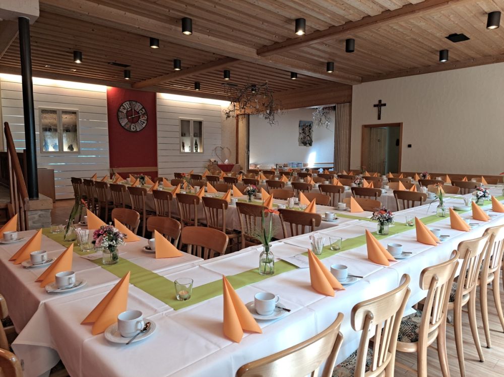 Alteingesessener Gasthof mit Mehrfamilienhaus in schöner Lage zwischen Erbendorf und Weiden