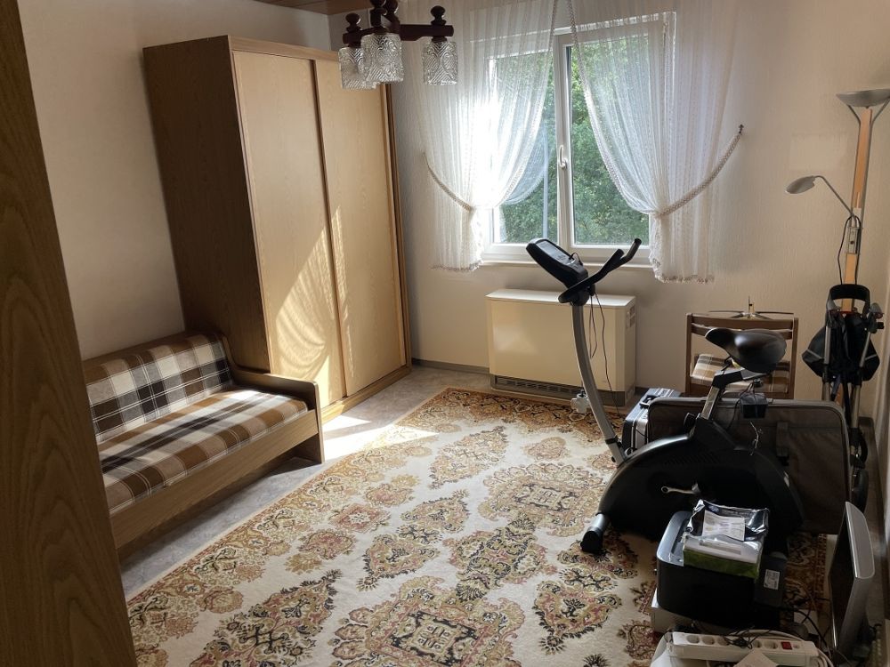 Renovierungsbedürftiges Einfamilienwohnhaus am Stadtrand von Neustadt a. d. Waldnaab