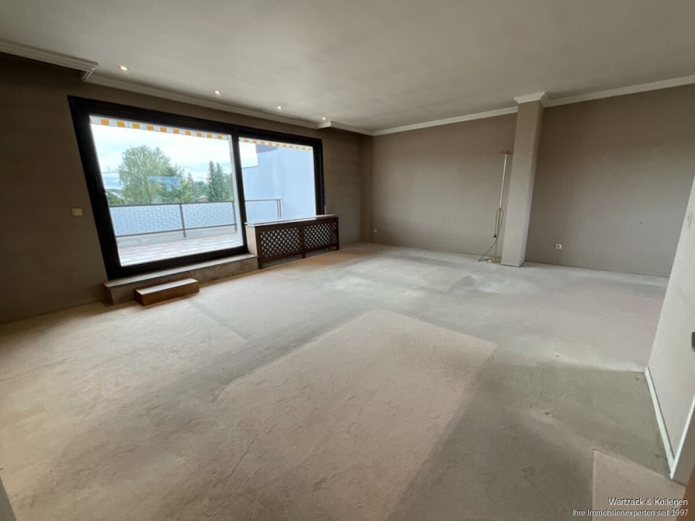 4-Zimmer-Penthouse mit traumhafter Dachterrasse in Wendelstein-Großschwarzenlohe