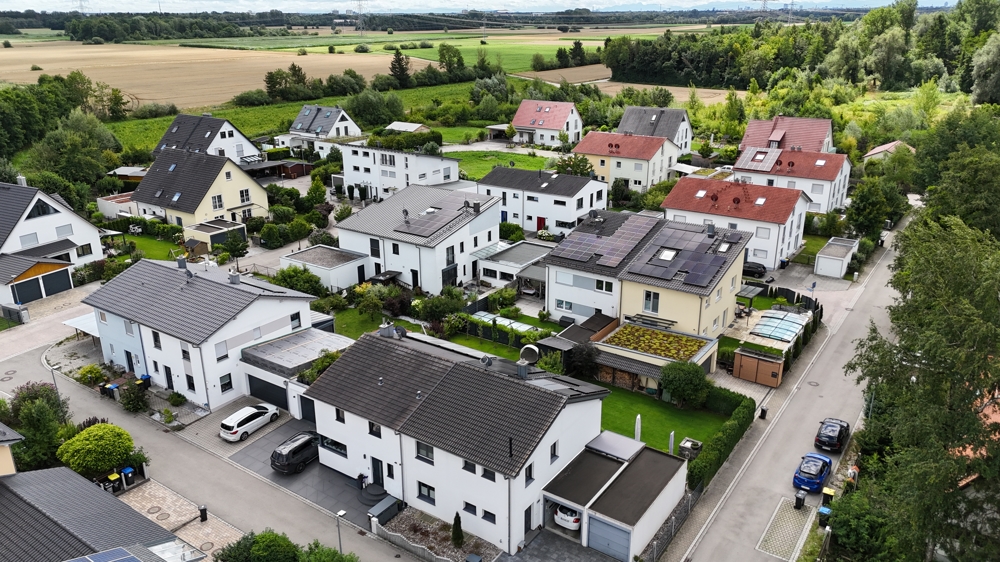 Idyllisches Grundstück in ruhiger, grüner Lage