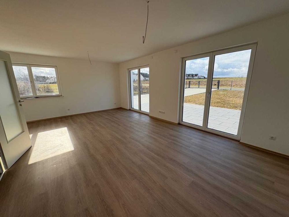 Neubau-Doppelhaushälfte im Erstbezug - Perfekt für Eigennutzer oder Investoren! (4)